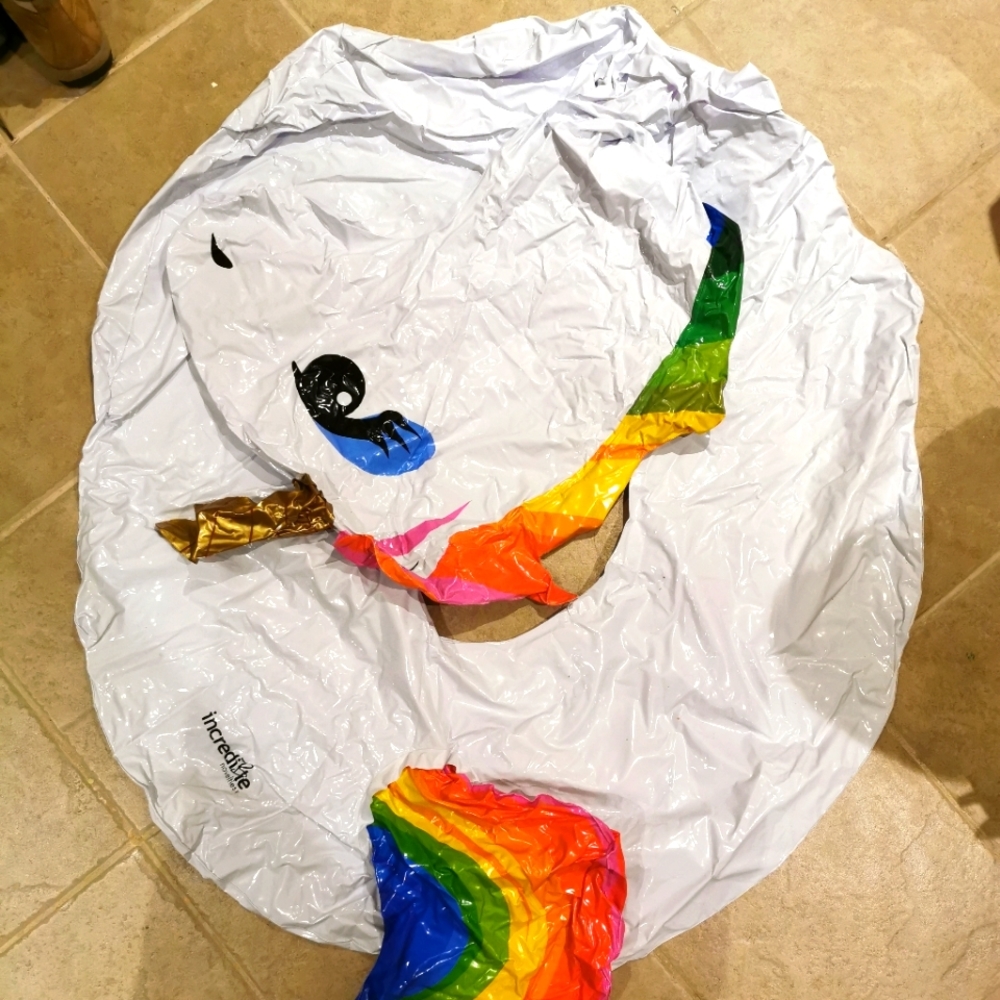 Unicorn float 43x35